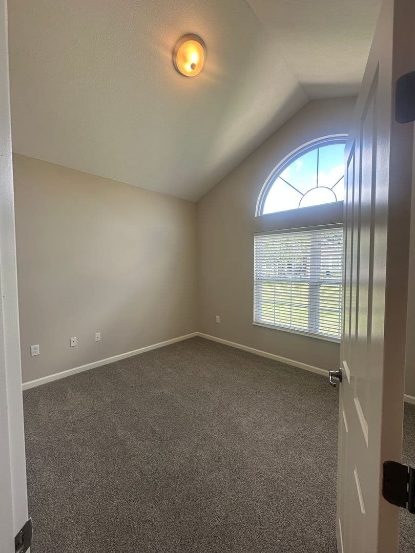 Lewis Center Apartment: 7312 Kirklington Street