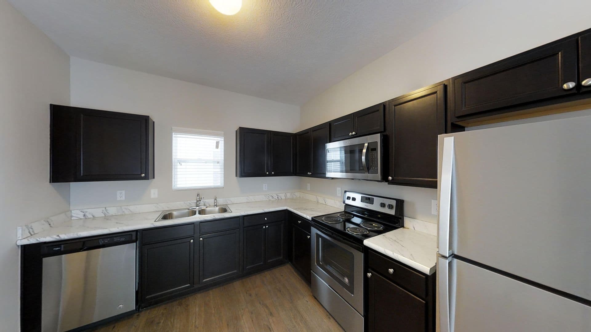 Grove City Apartment: 3831 Alkire Road