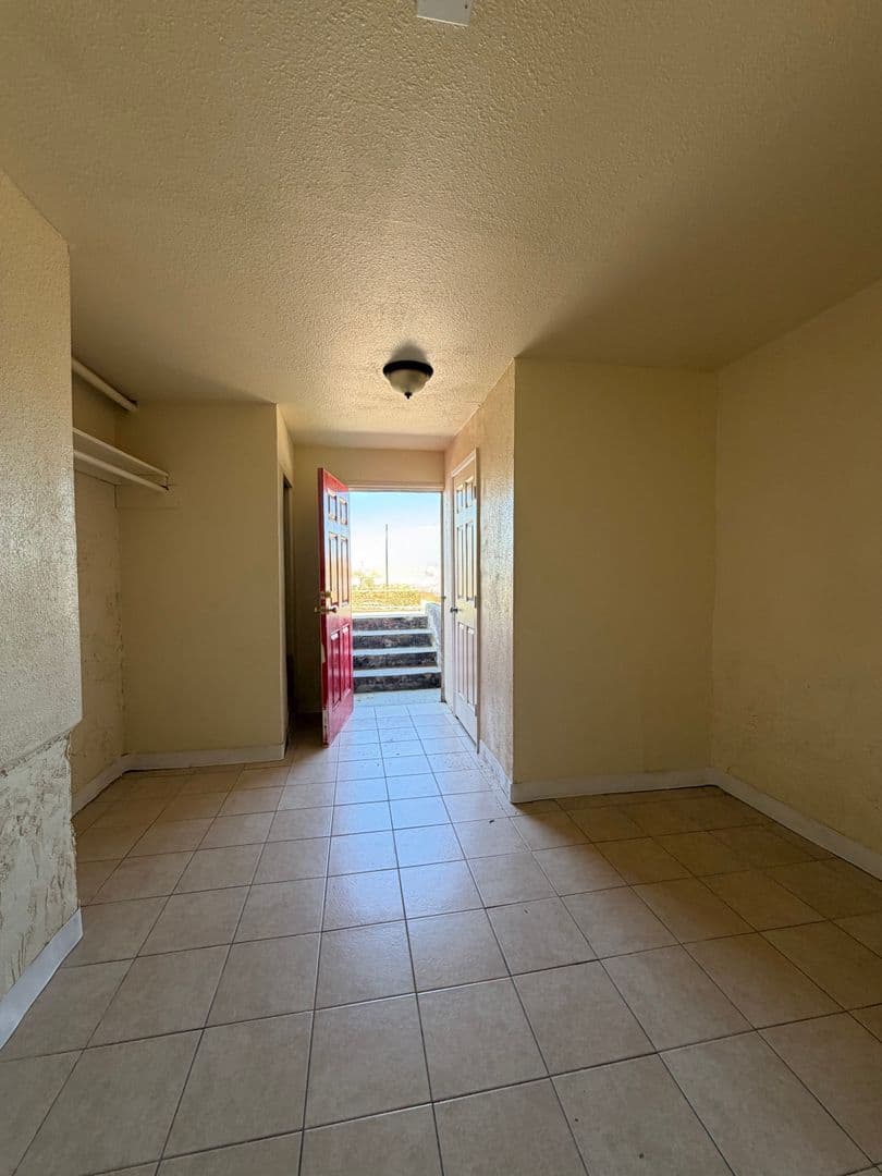 BARSTOW Apartment: 504  E WILLIAMS ST