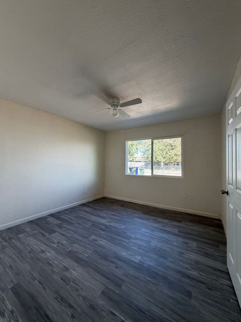 BARSTOW House: 35320 WESTERN DRIVE