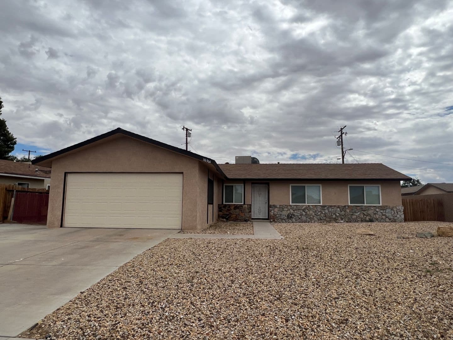 BARSTOW House: 36361 OLEANDER PLACE