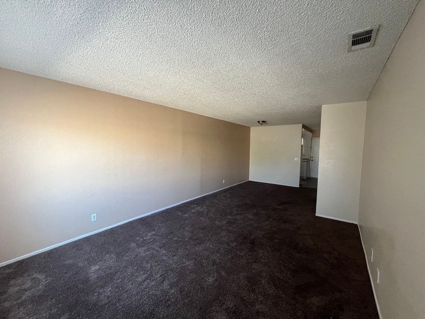BARSTOW Apartment: 1161 BARSTOW ROAD