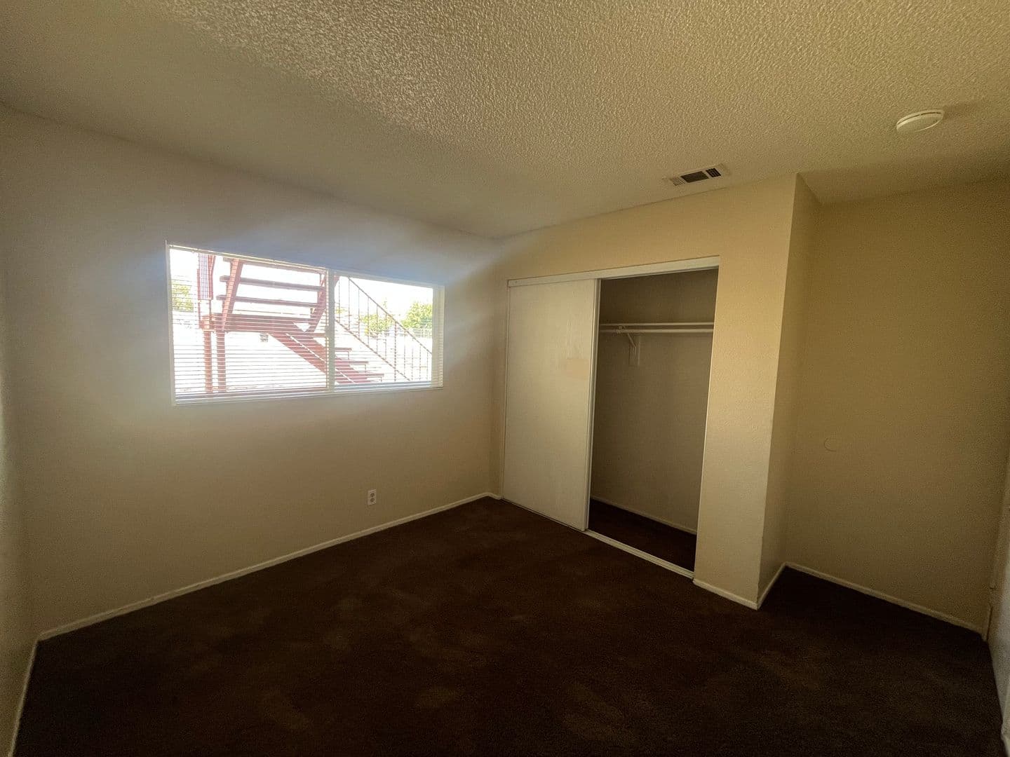 BARSTOW Apartment: 1161 BARSTOW ROAD