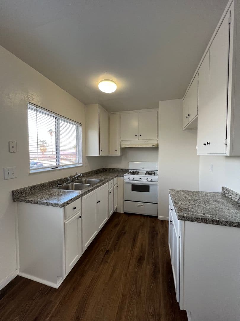 BARSTOW Apartment: 720 KAREN COURT