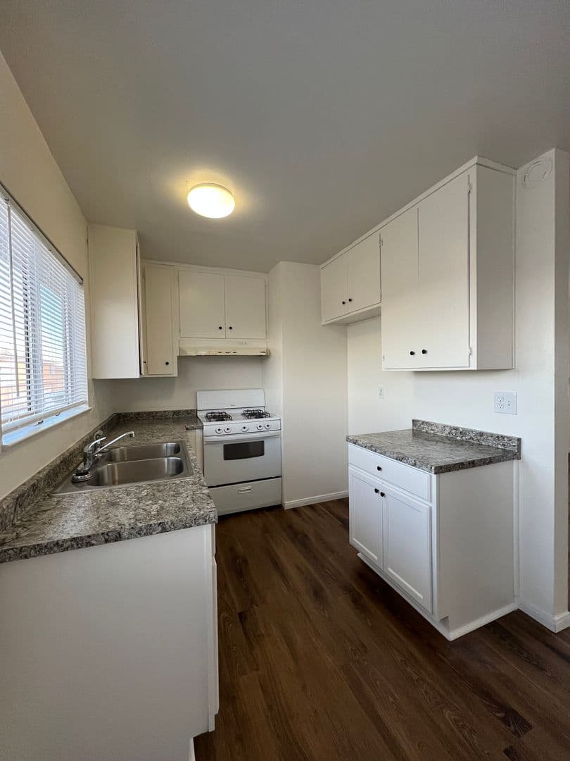 BARSTOW Apartment: 720 KAREN COURT
