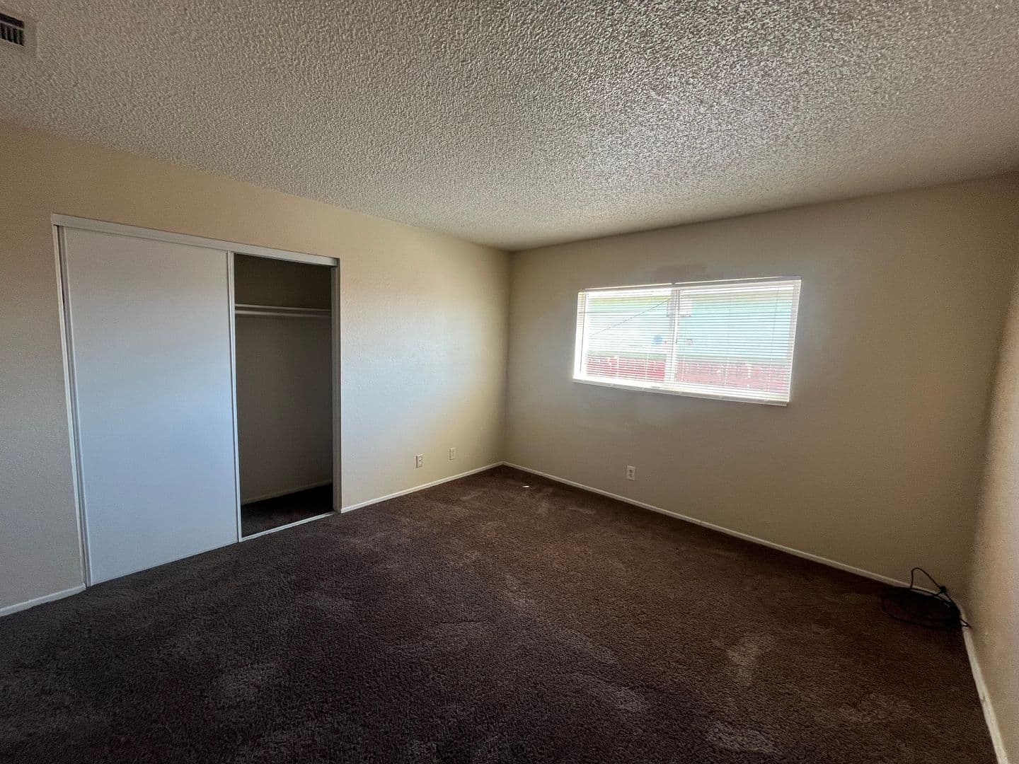 BARSTOW Apartment: 1161 BARSTOW ROAD