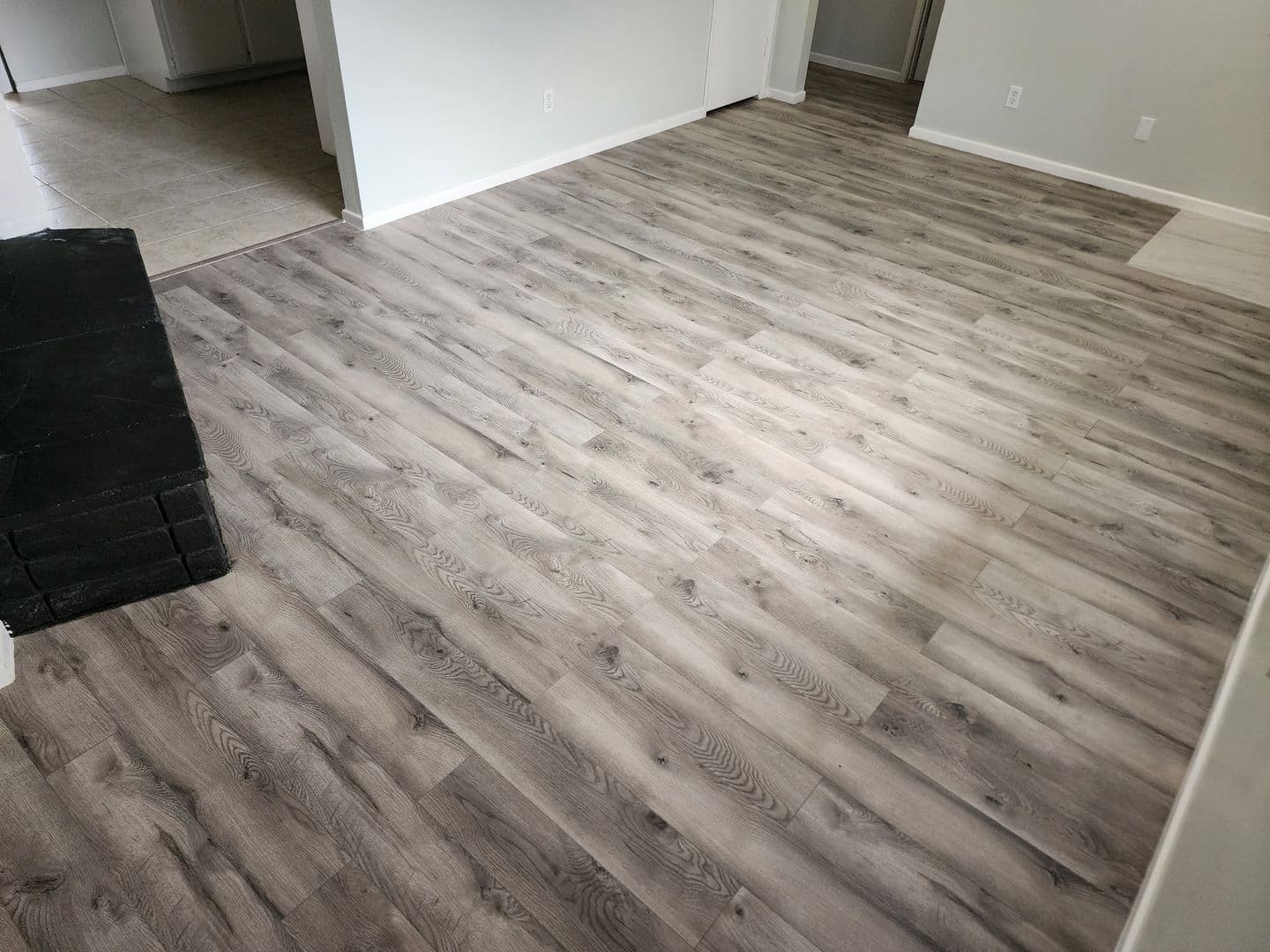 Apple Valley Apartment: 15833 Serrano Rd