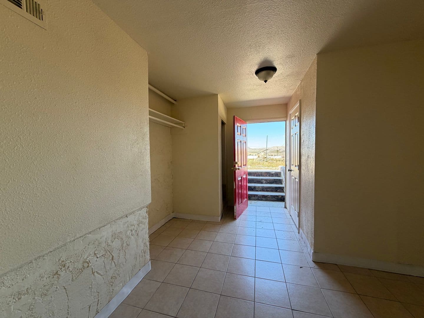 BARSTOW Apartment: 504  E WILLIAMS ST