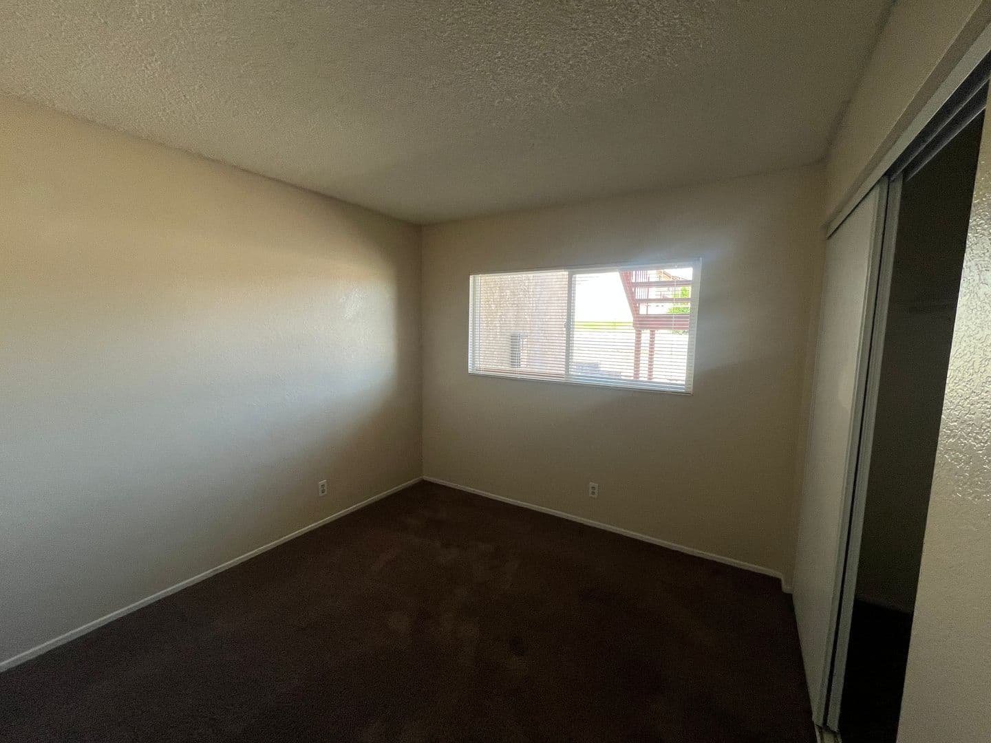 BARSTOW Apartment: 1161 BARSTOW ROAD