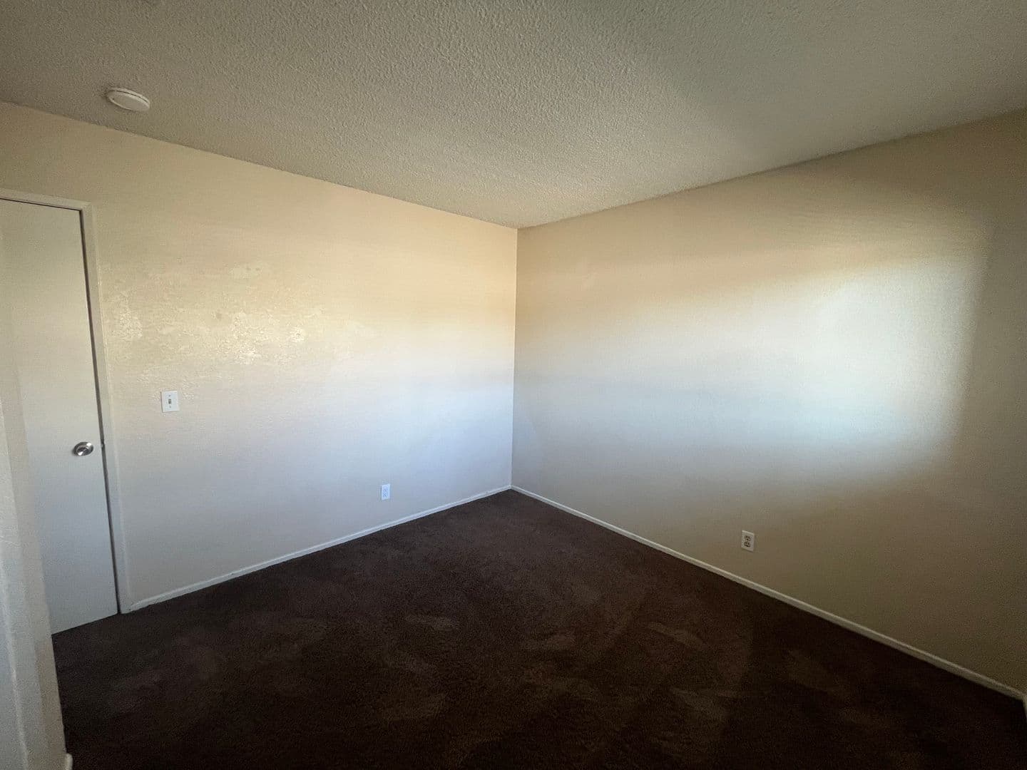 BARSTOW Apartment: 1161 BARSTOW ROAD
