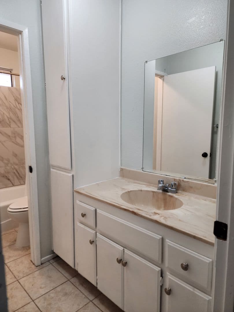 Apple Valley Apartment: 15833 Serrano Rd