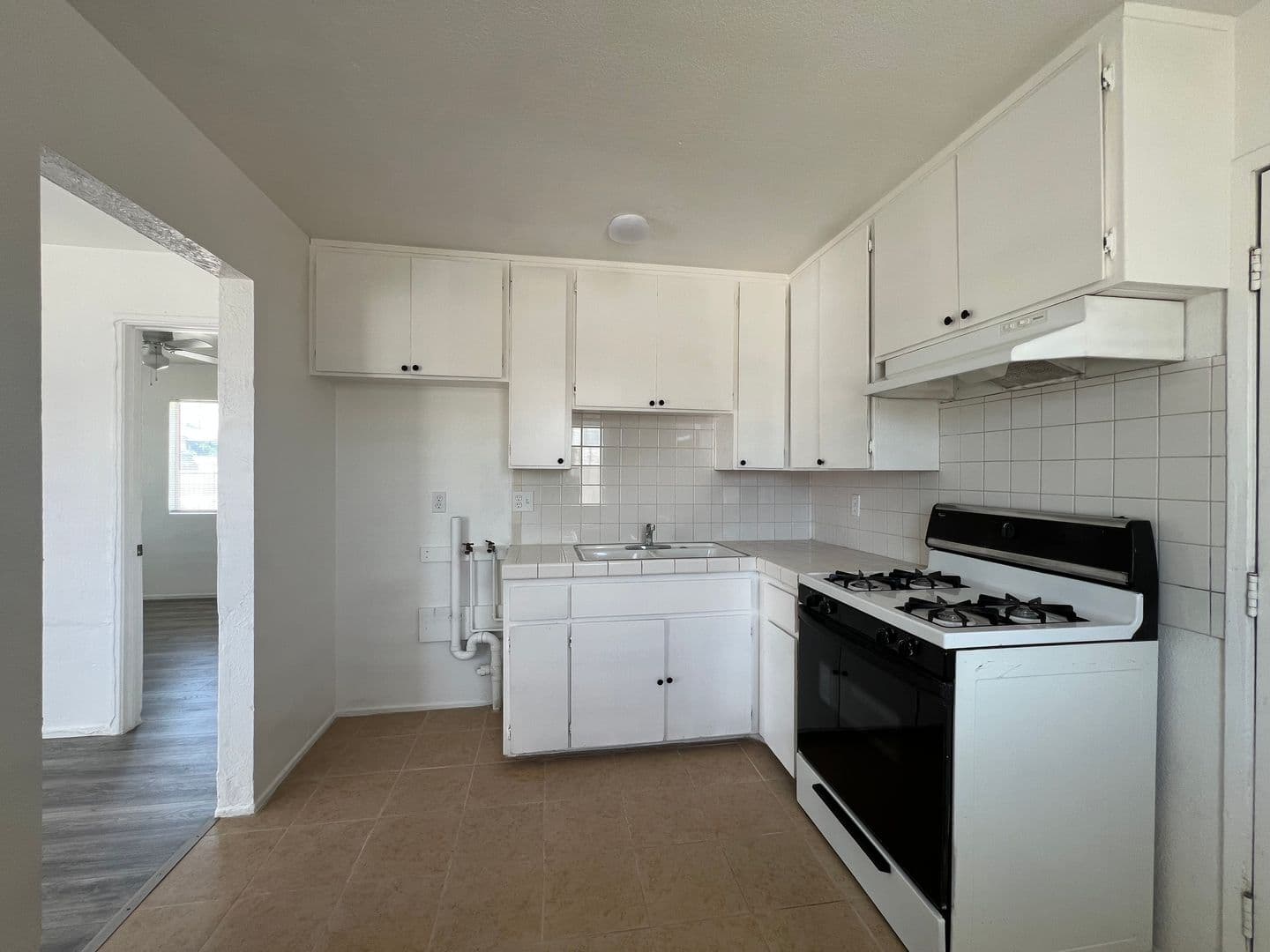 BARSTOW House: 1105 NANCY ST