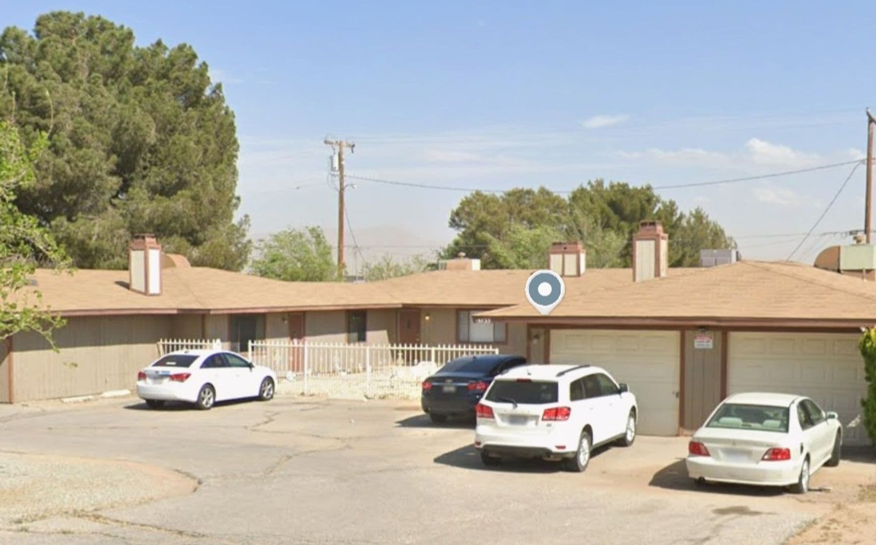Apple Valley Apartment: 15833 Serrano Rd