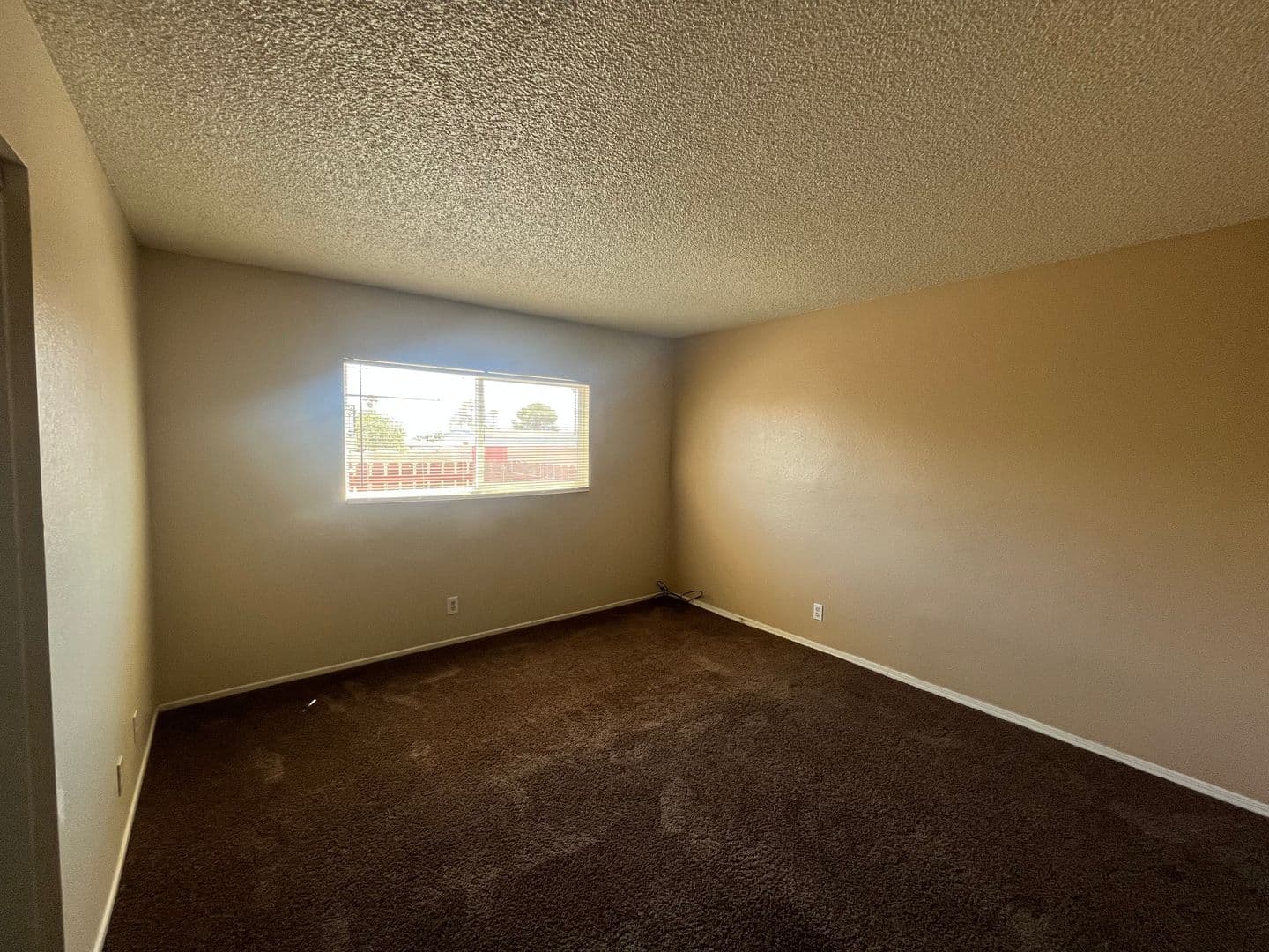 BARSTOW Apartment: 1161 BARSTOW ROAD