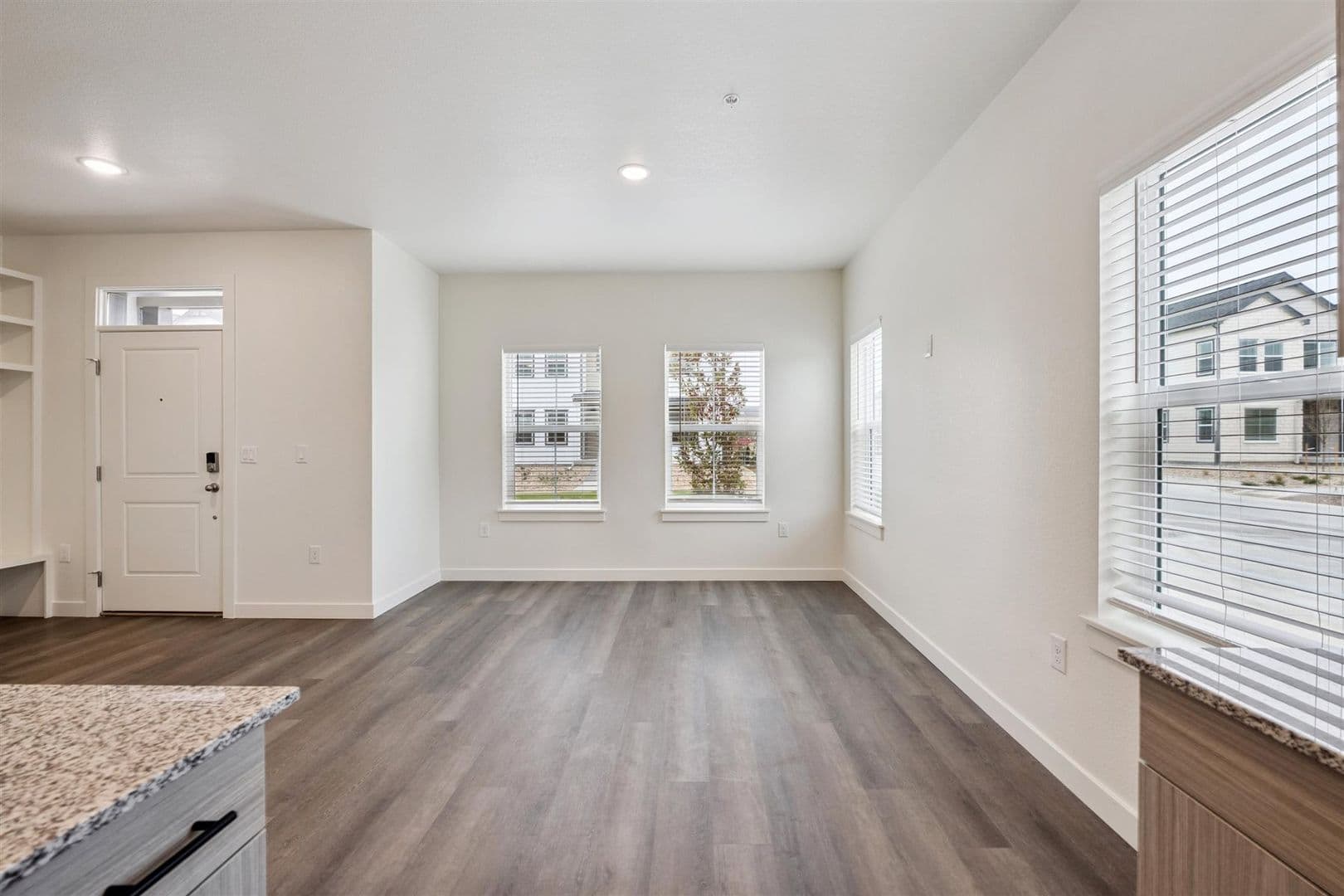 Brighton Townhome: 621 Homestead Avenue