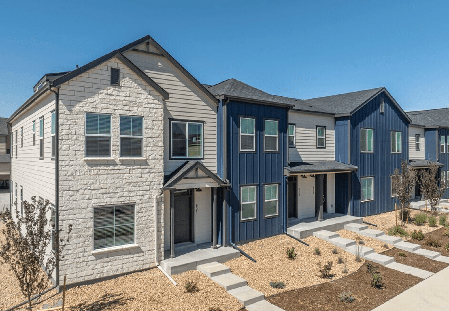 Brighton Townhome: 621 Homestead Avenue