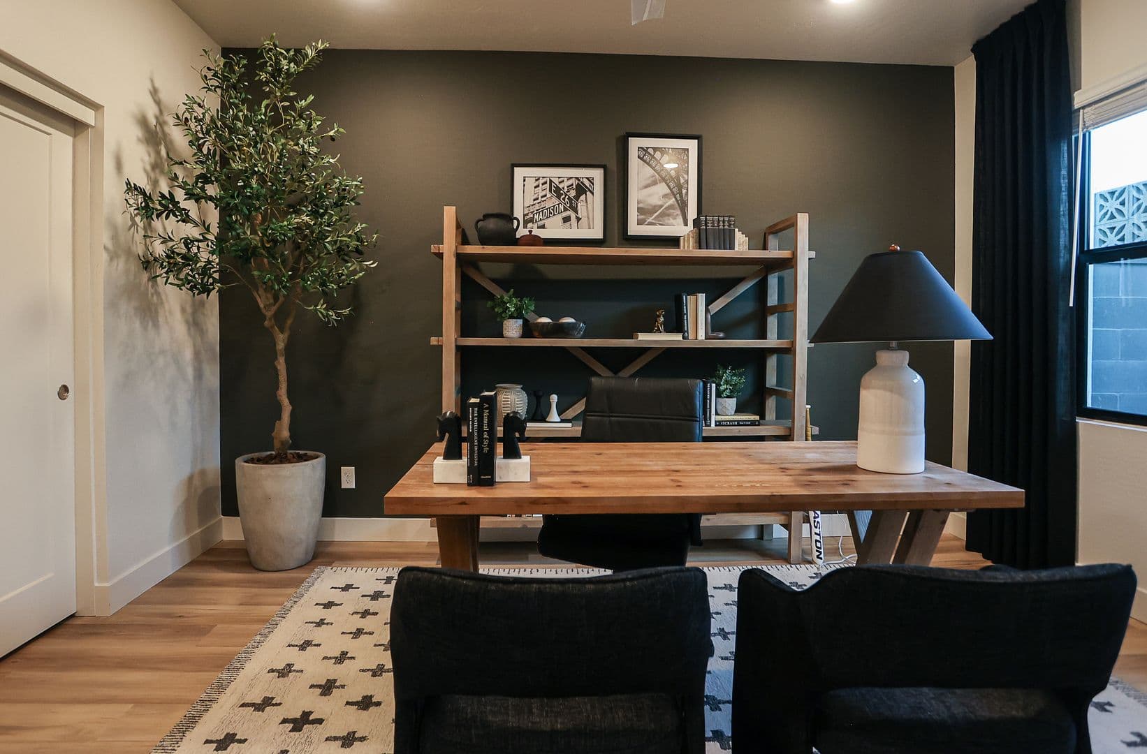 Tempe House: 2416 E Modesto Lane