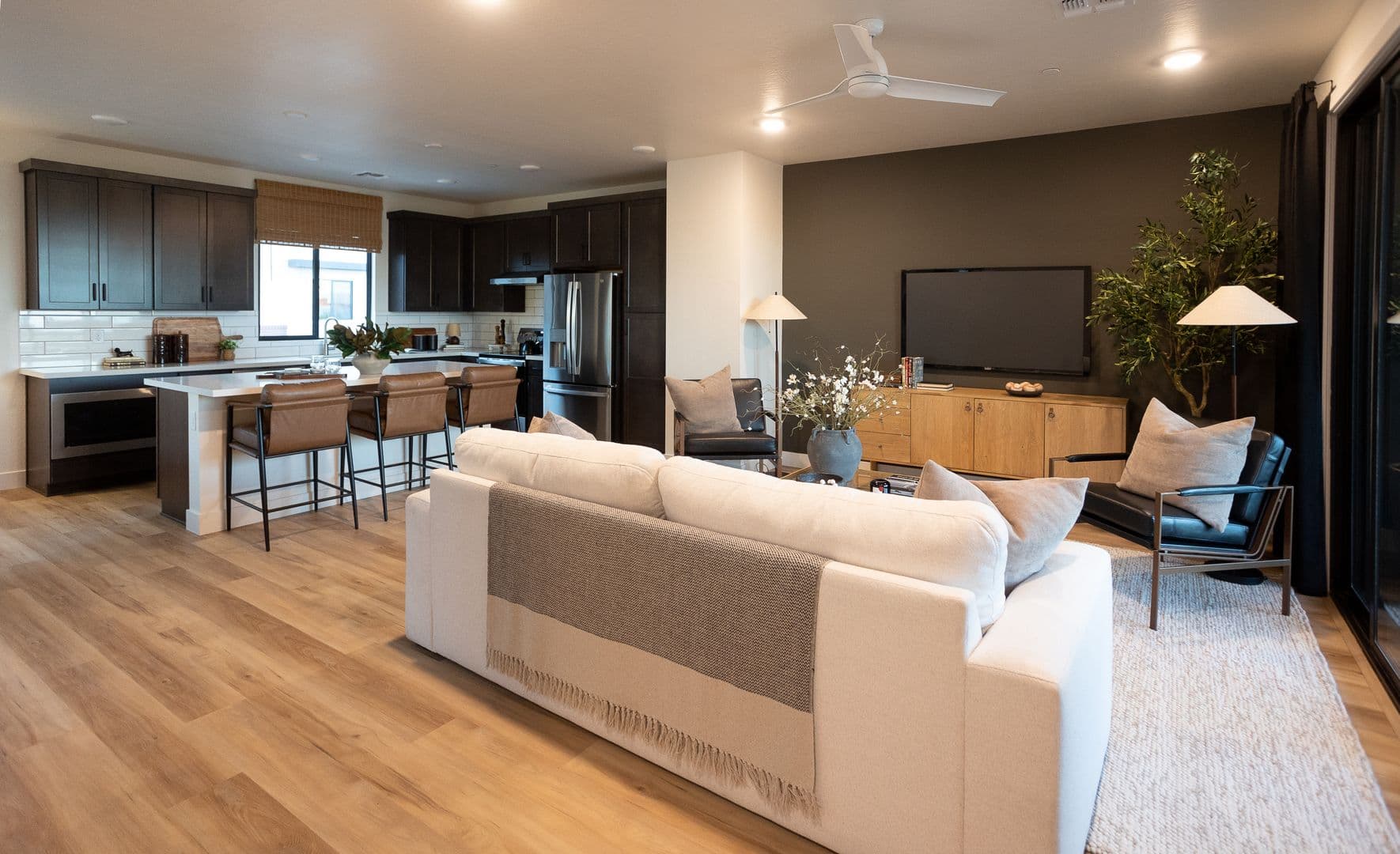 Tempe House: 2416 E Modesto Lane