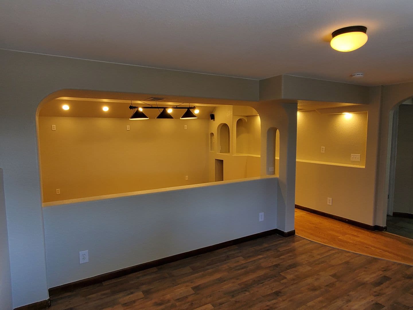 Thornton House: 2150 E 97th Place