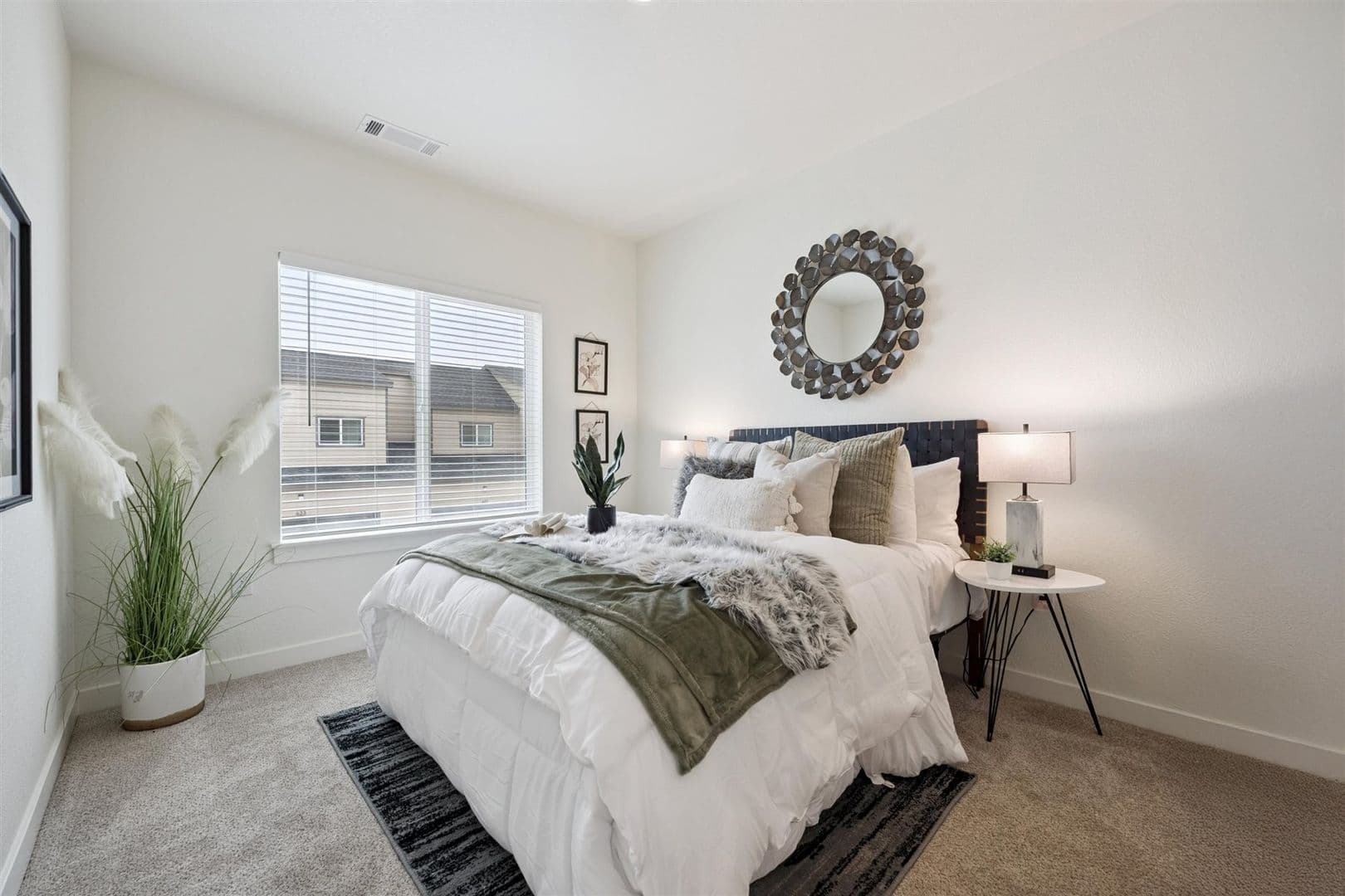 Brighton Townhome: 621 Homestead Avenue