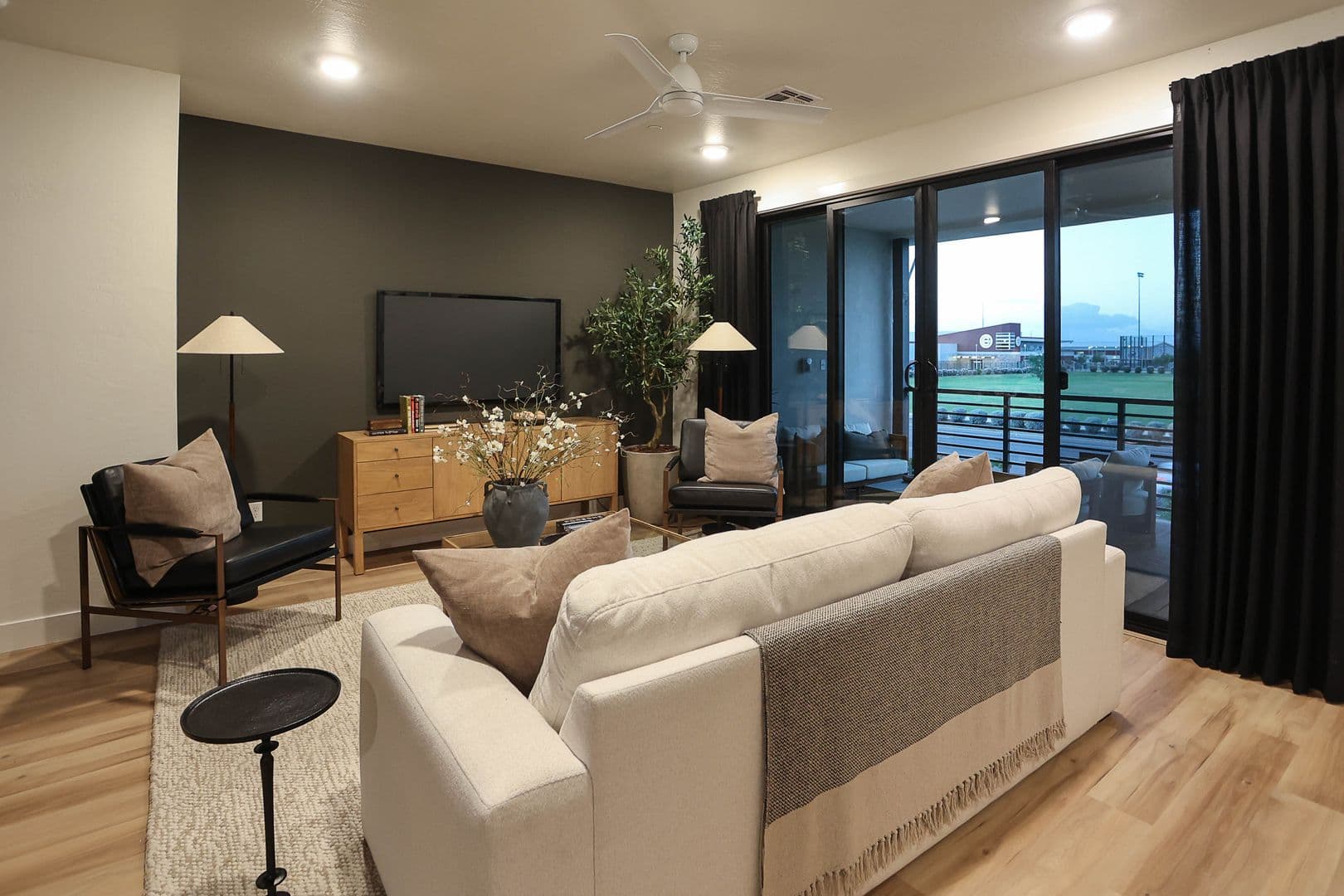 Tempe House: 2416 E Modesto Lane