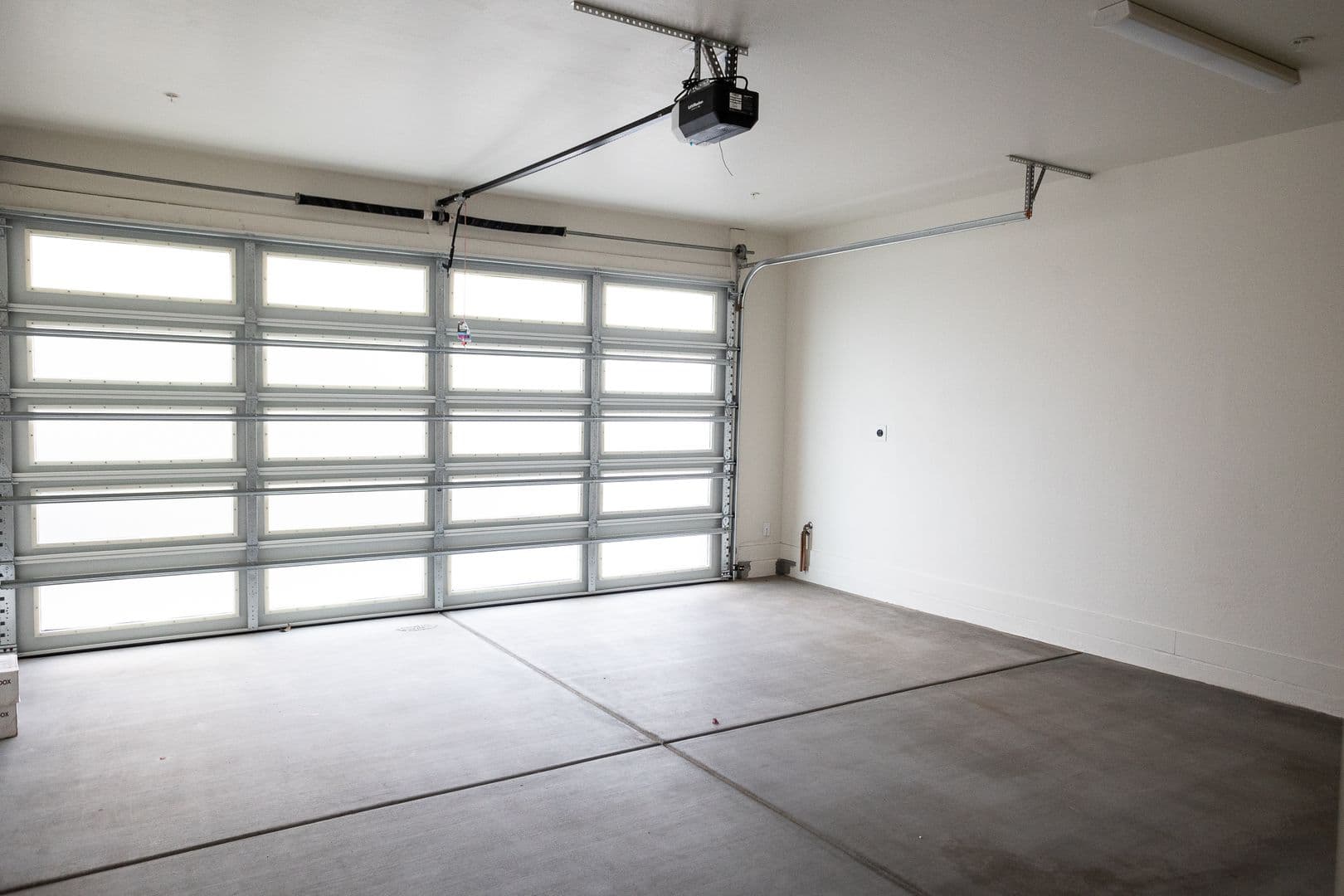 Tempe House: 2416 E Modesto Lane