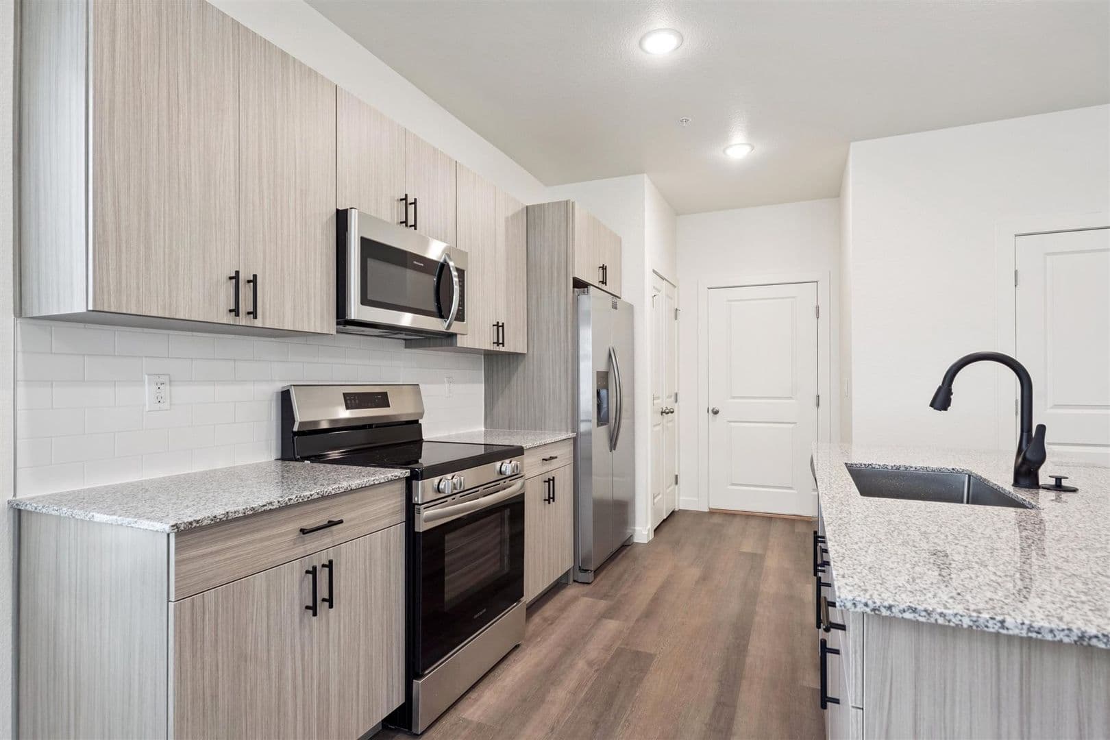 Brighton Townhome: 621 Homestead Avenue