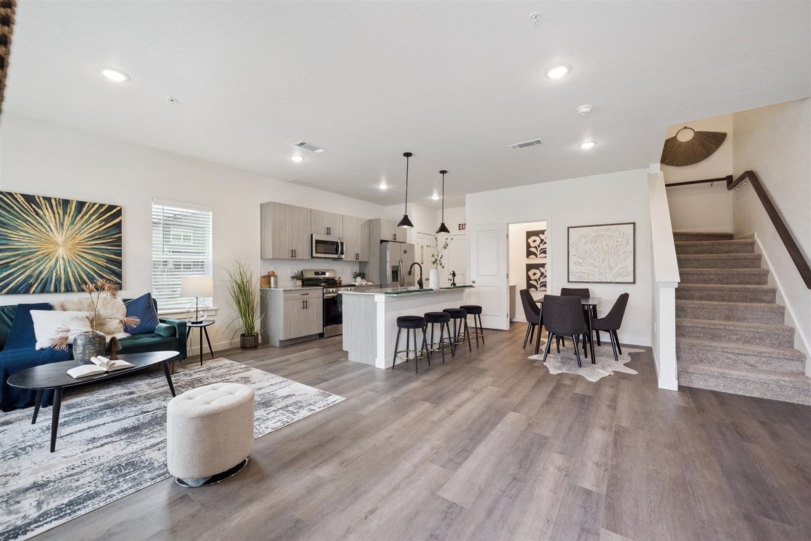Brighton Townhome: 621 Homestead Avenue