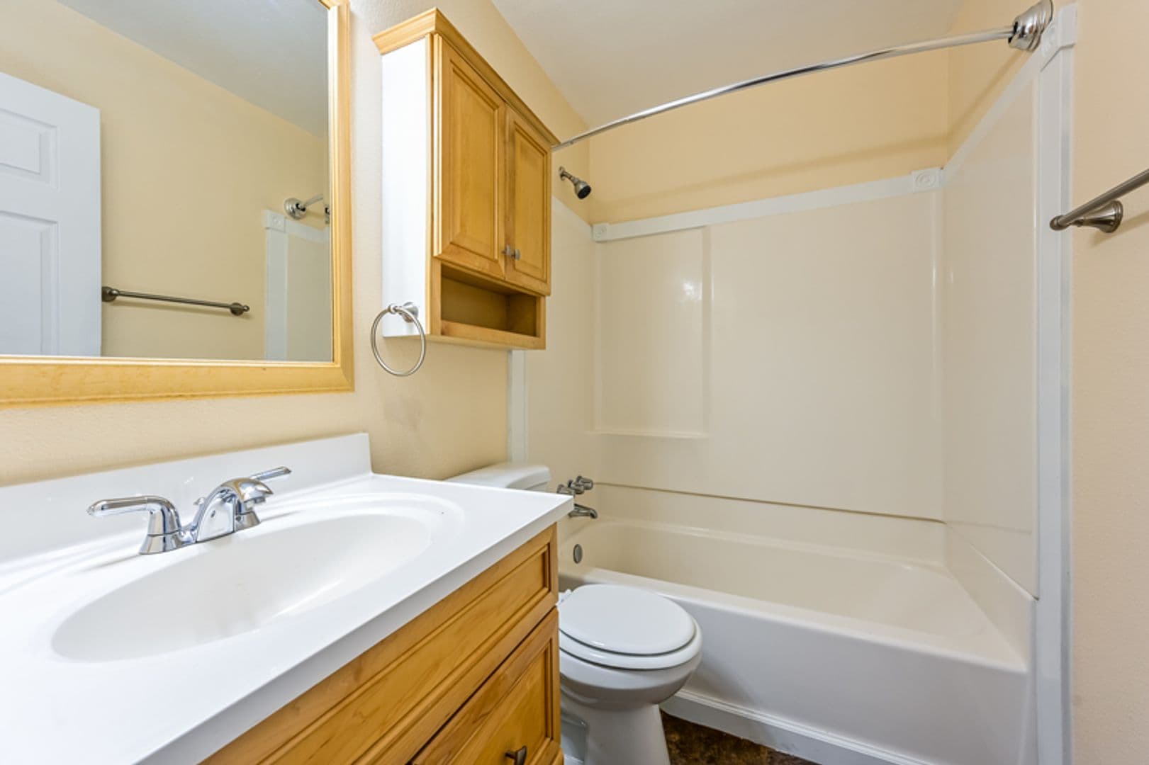 Aurora House: 1483 S Cathay Way