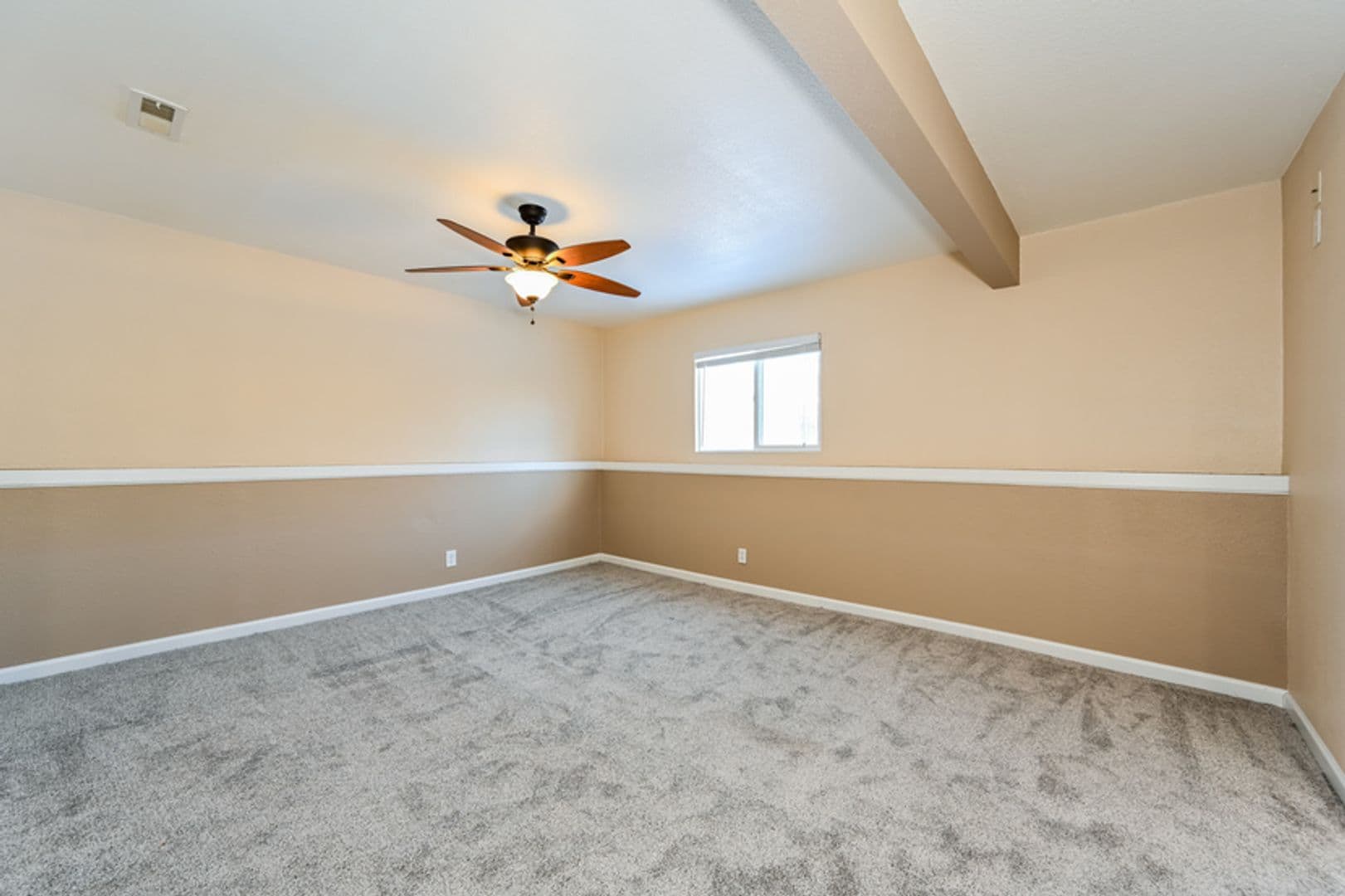 Aurora House: 1483 S Cathay Way