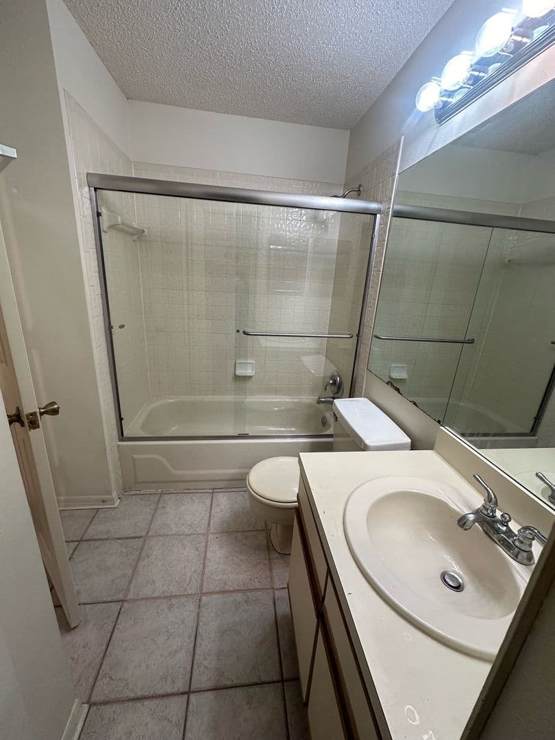 Altamonte Springs Apartment: 575 Bloomington Ct