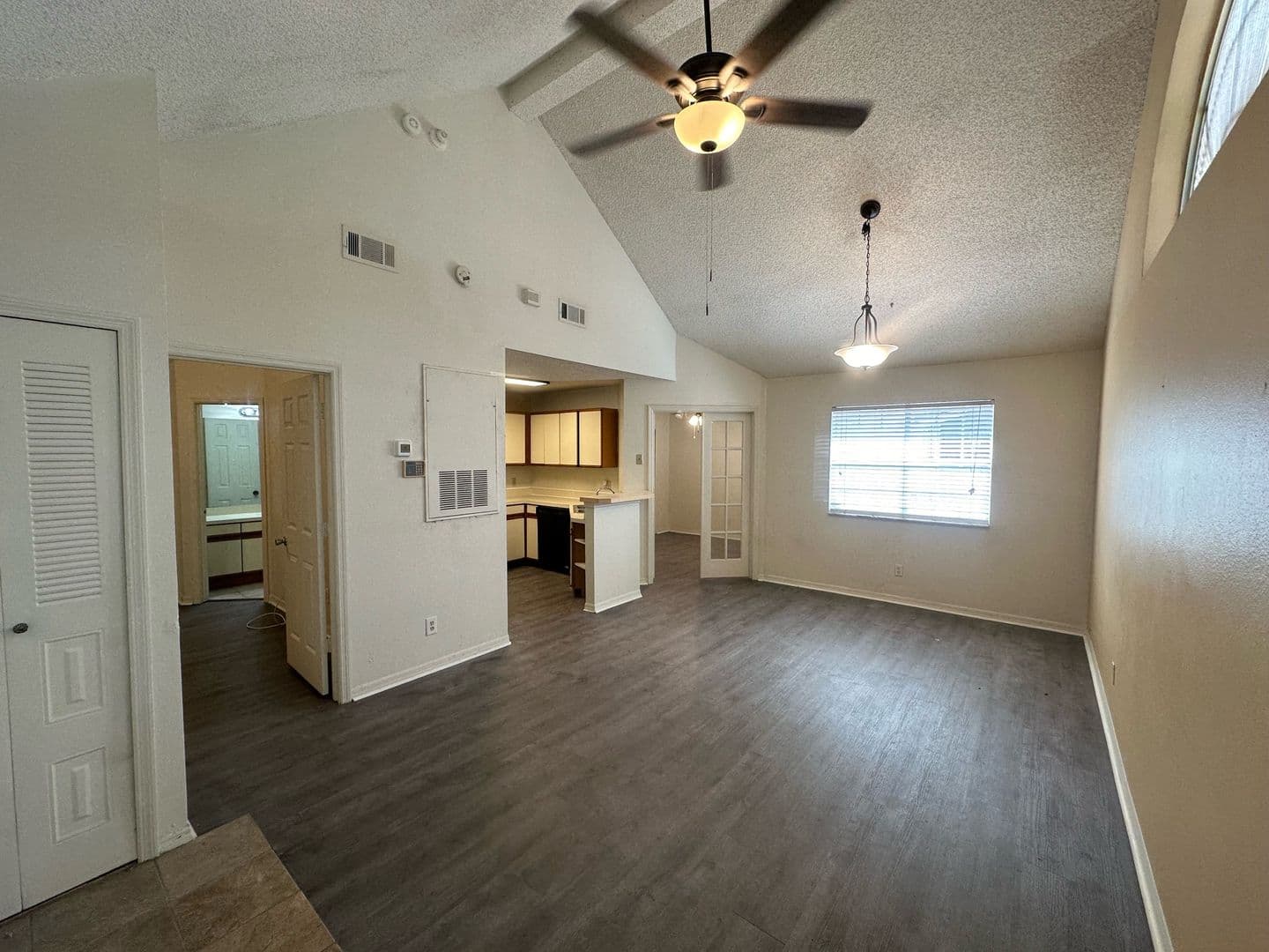 Altamonte Springs Apartment: 575 Bloomington Ct