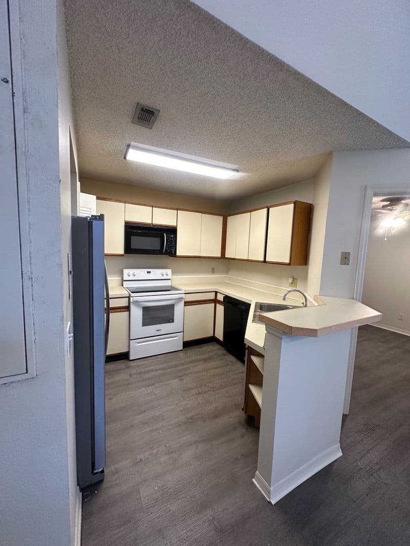 Altamonte Springs Apartment: 575 Bloomington Ct