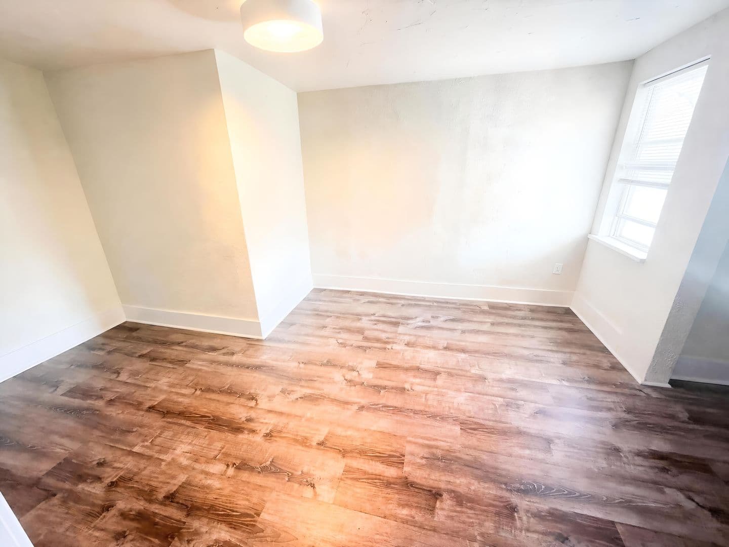 Woodstock Apartment: 5-7 Rock City Road