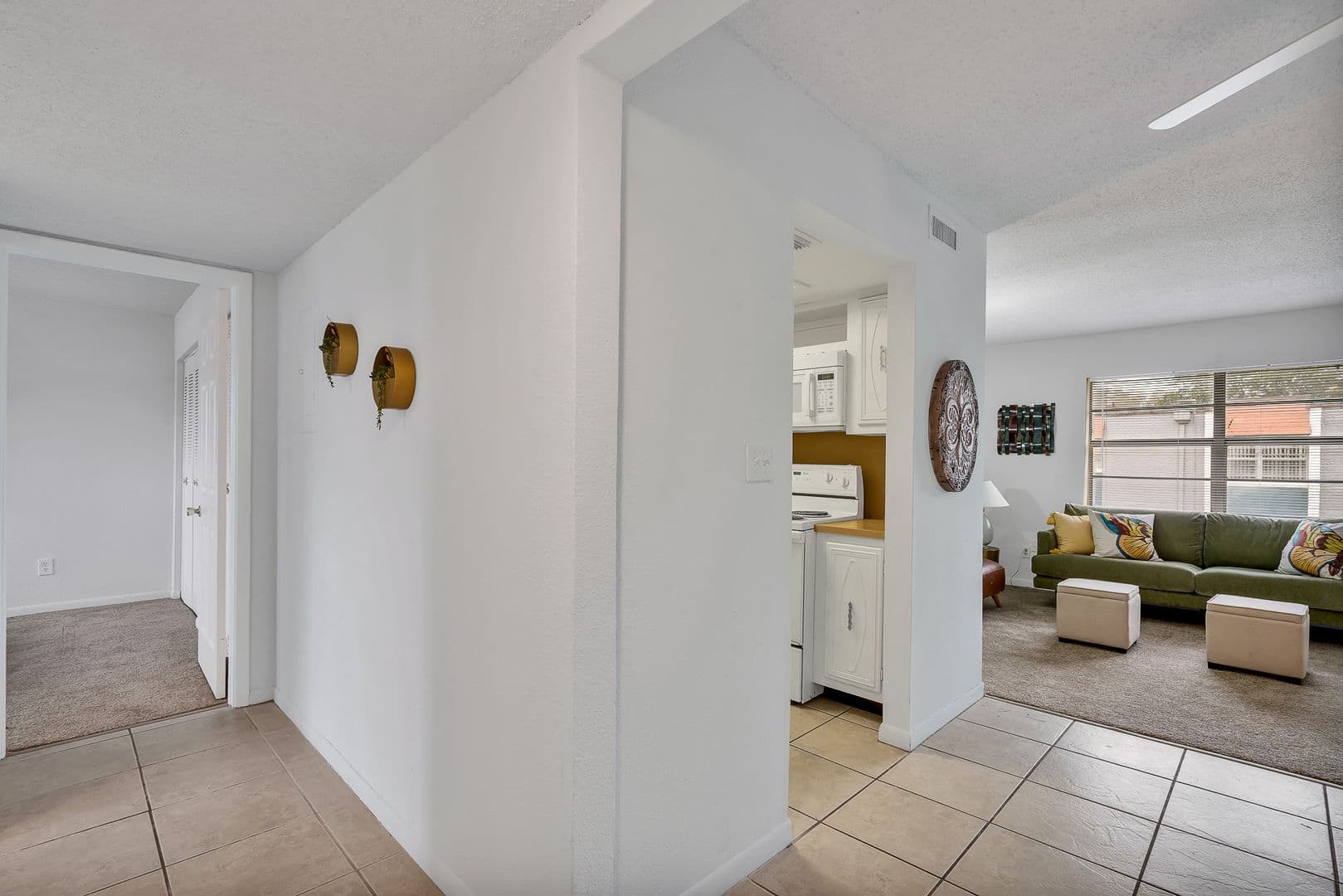Kenneth City Apartment: 5255 62nd Street N