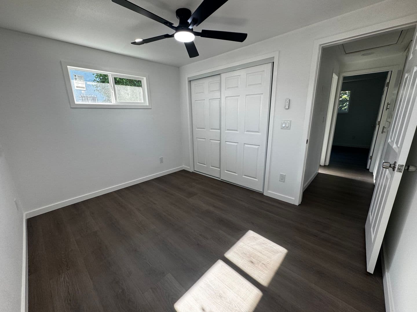WHITTIER Apartment: 10521 MILLS AVE.