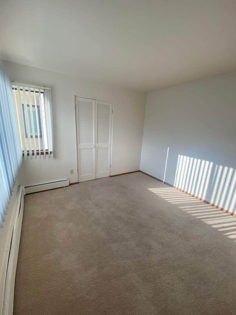 Milwaukee Apartment: 5166-5244 N. Lovers Lane Rd.
