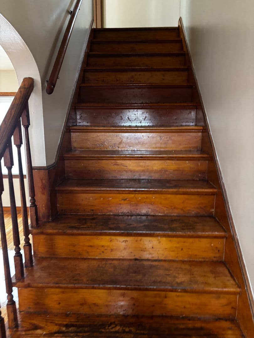 Milwaukee Apartment: 7220 W. Burleigh St.