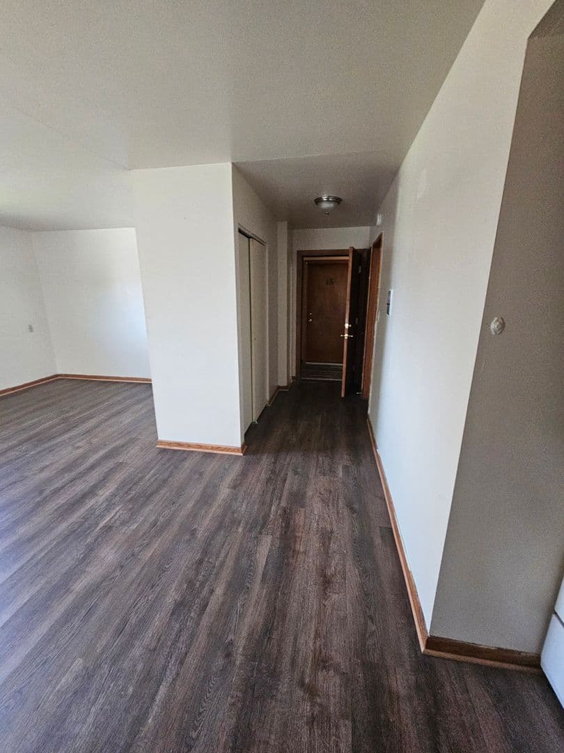 Milwaukee Apartment: 4025 N 60th Street