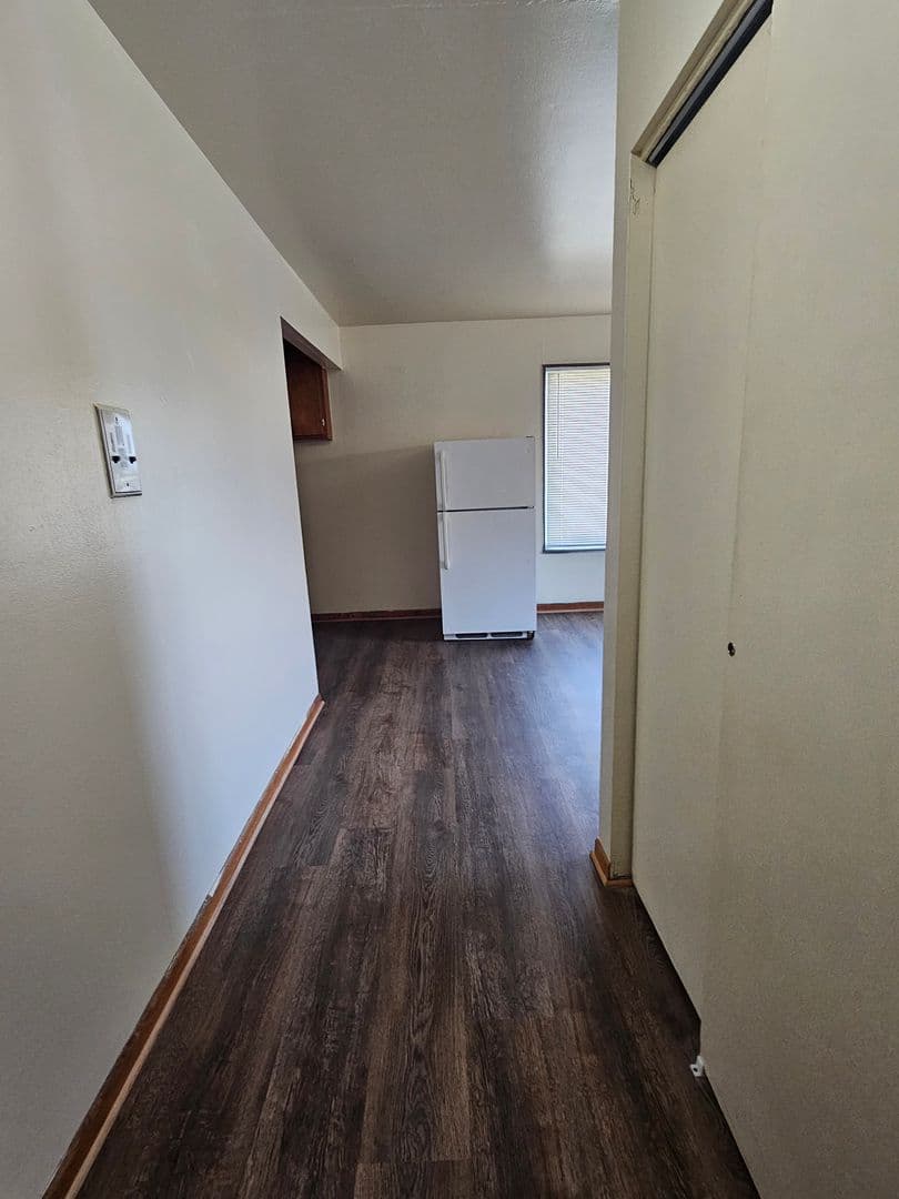 Milwaukee Apartment: 4025 N 60th Street