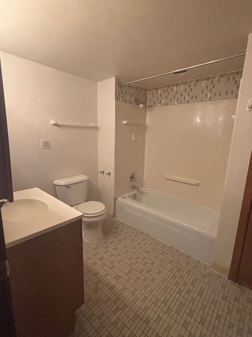 Milwaukee Apartment: 5166-5244 N. Lovers Lane Rd.