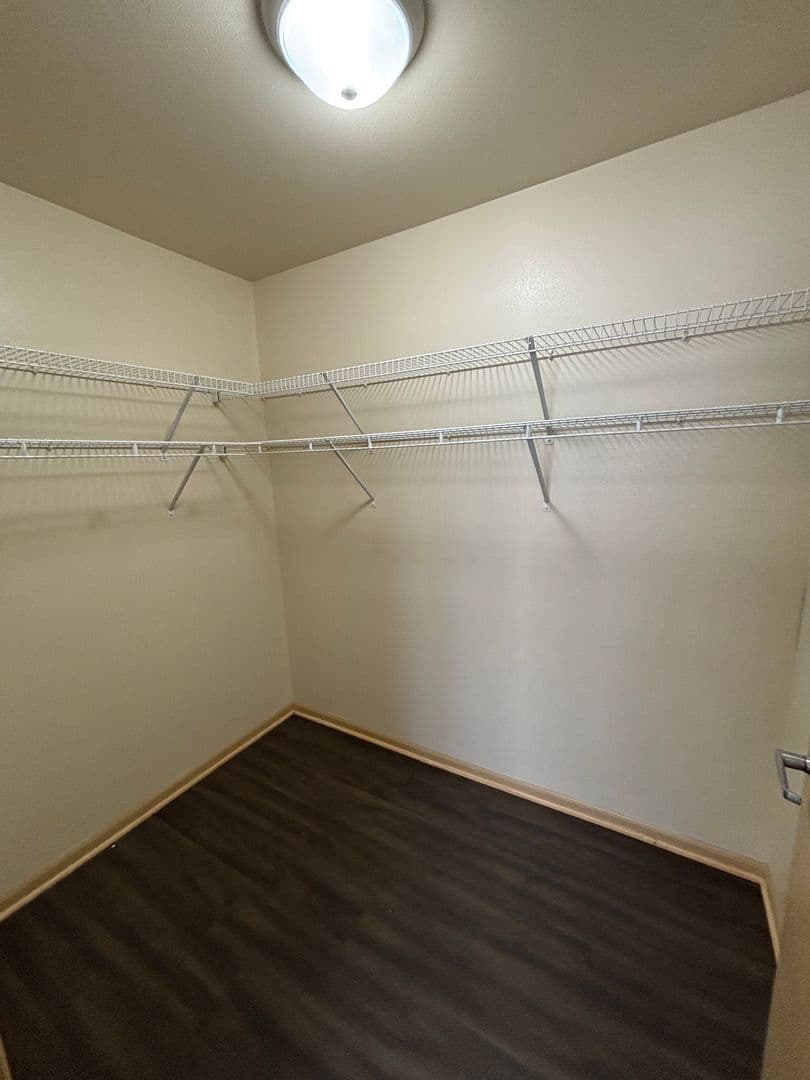 Milwaukee Apartment: 2730 W Lisbon Ave