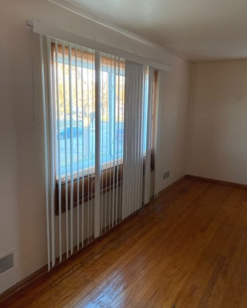 Milwaukee Apartment: 9015 W. Thurston Ave.