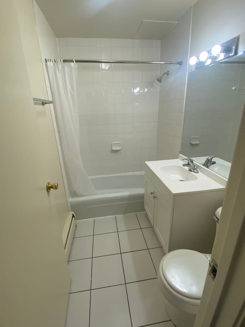 Milwaukee Apartment: 5166-5244 N. Lovers Lane Rd.
