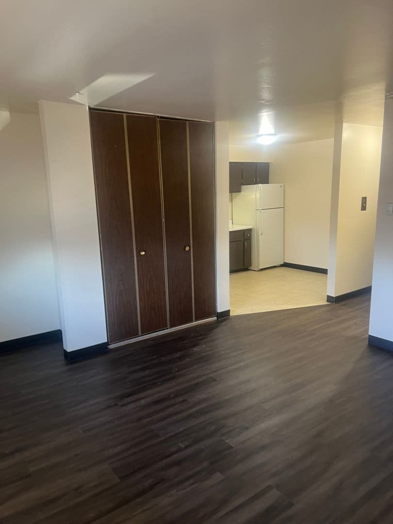 Milwaukee Apartment: 5167 N. Lovers Lane Rd