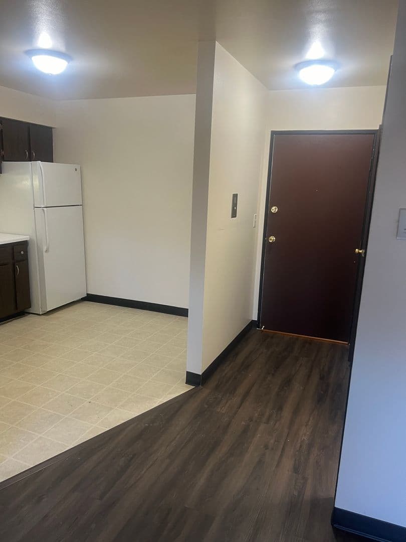 Milwaukee Apartment: 5167 N. Lovers Lane Rd