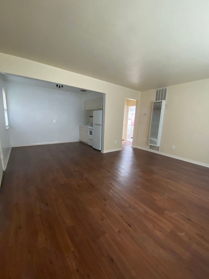 Milwaukee Apartment: 3722 N. 76th Street