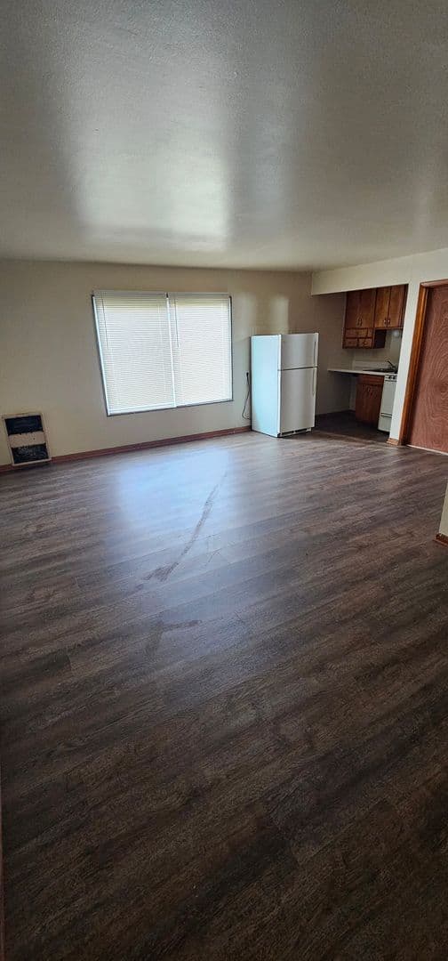 Milwaukee Apartment: 4025 N 60th Street