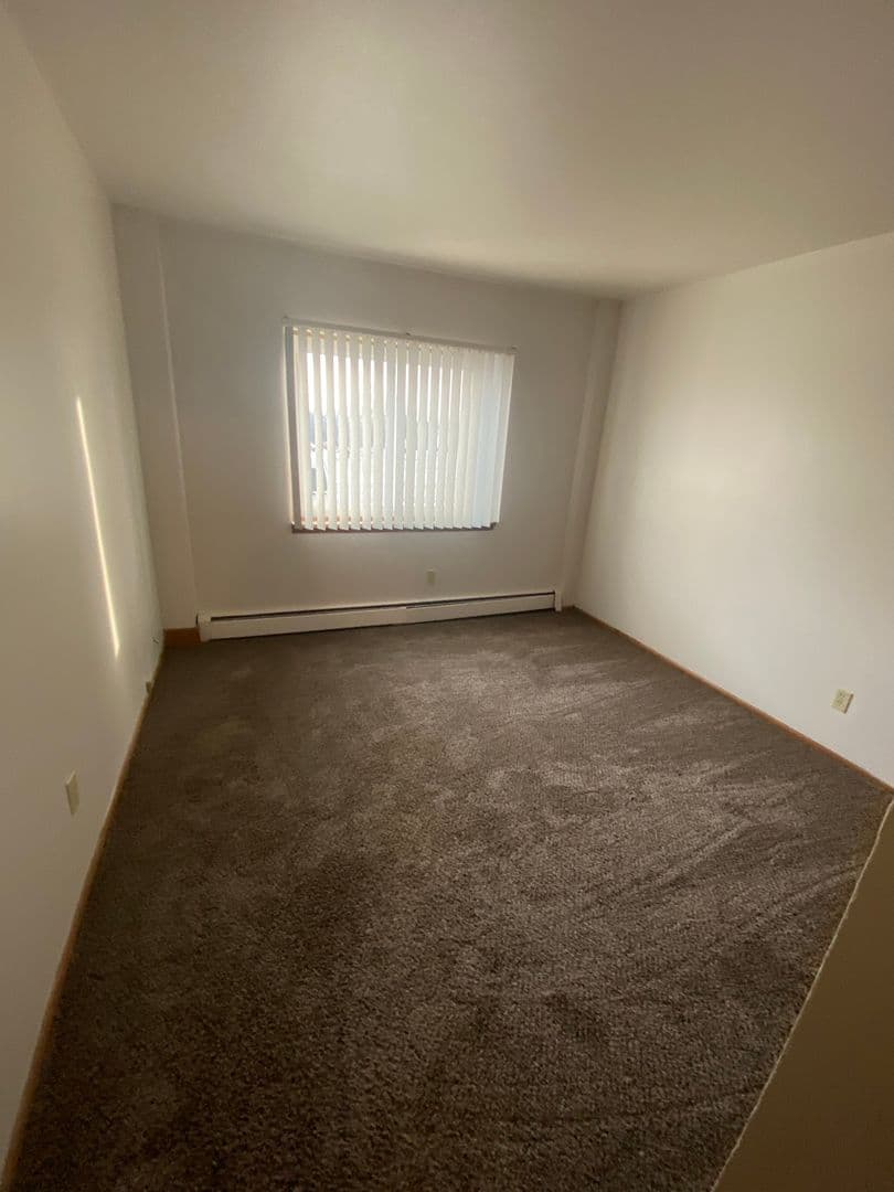 Milwaukee Apartment: 5166-5244 N. Lovers Lane Rd.