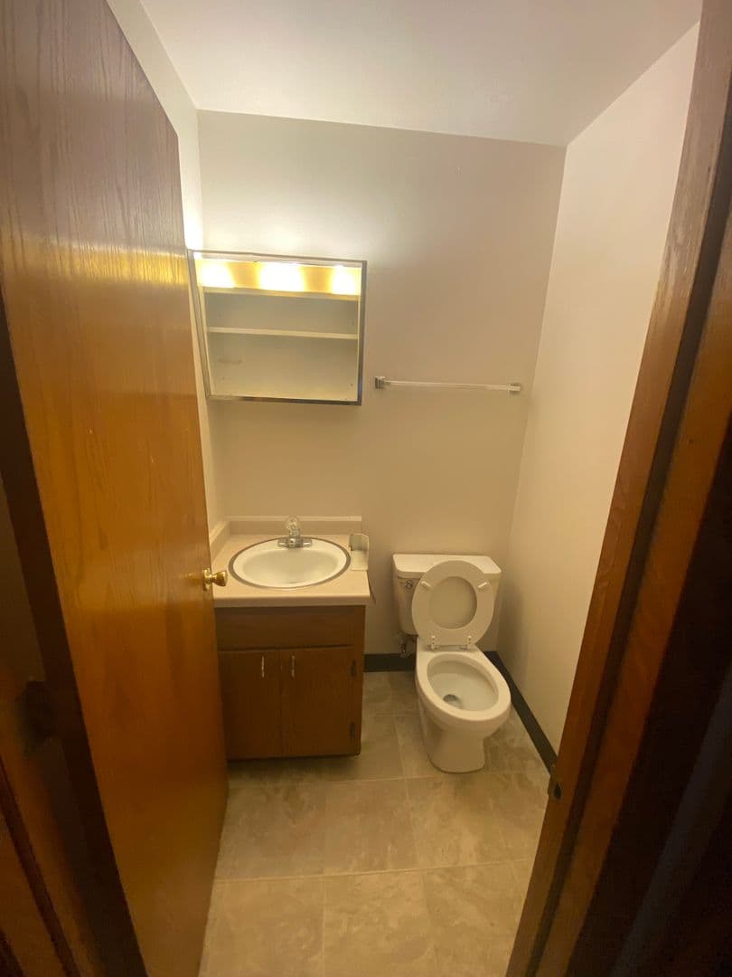 Milwaukee Apartment: 5166-5244 N. Lovers Lane Rd.
